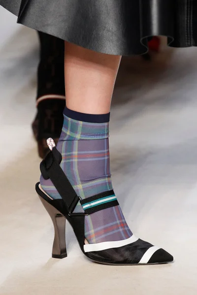 Look 90